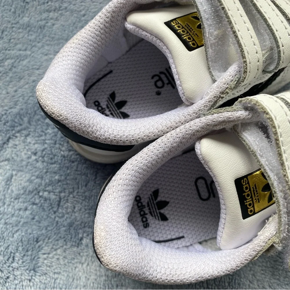 ADIDAS SUPERSTAR SHOES